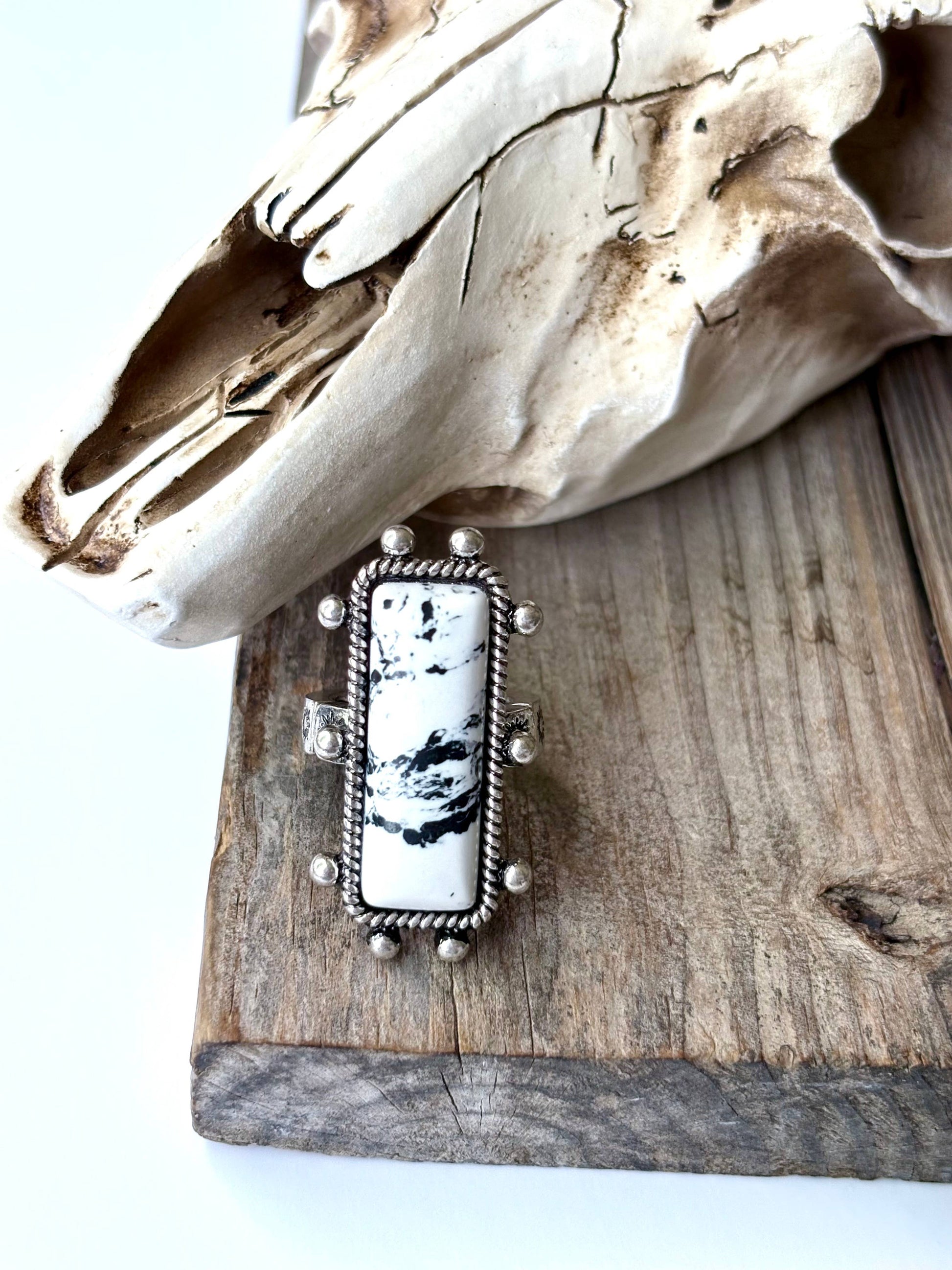 Western Rectangle Bar Concho Marble Stone Stretch Band Ring