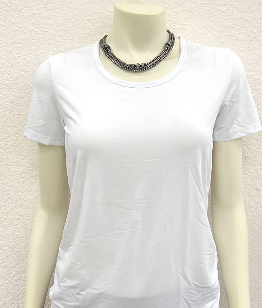 735139, Handmade 17" Navajo Bead Necklace