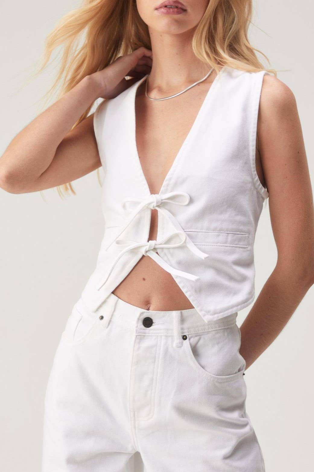 Front bow tie v-neck Denim vest