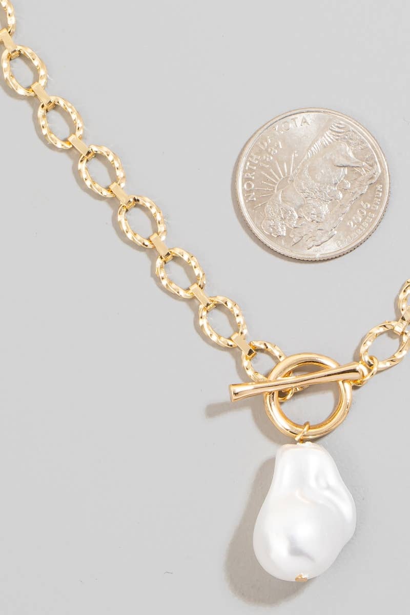 APearl Pendant Toggle Chain Necklace