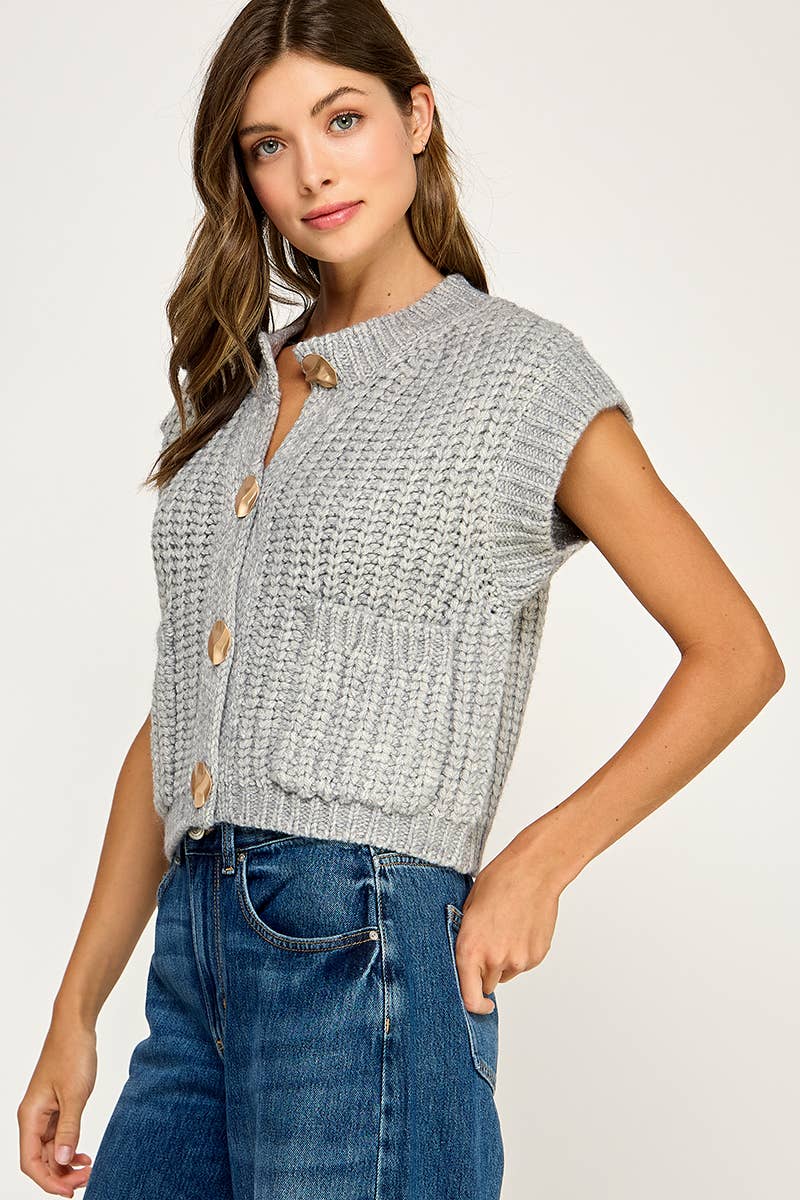 CHUNKY KNIT BUTTON-FRONT VEST TOP