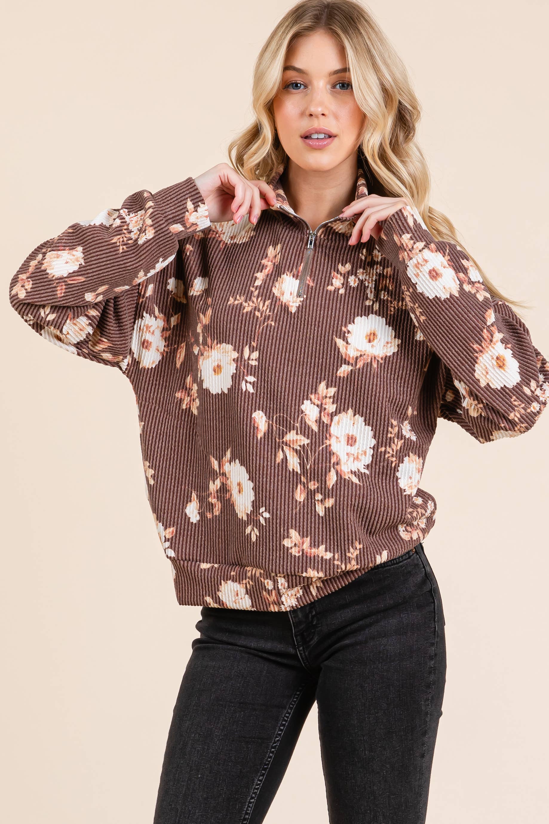 FLORAL 1/4 ZIP TOP
