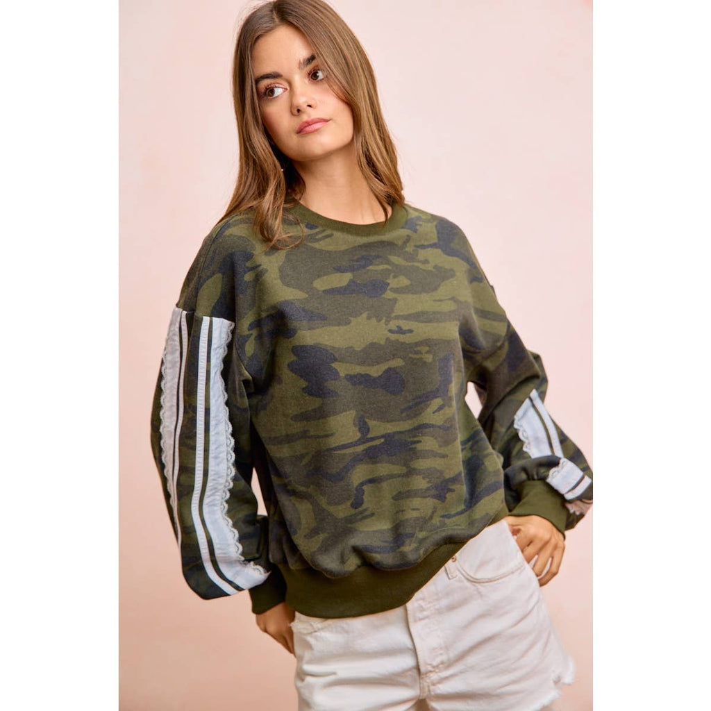 CAMOUFLAGE FRENCH TERRY LACE SWEATSHIRT TOP