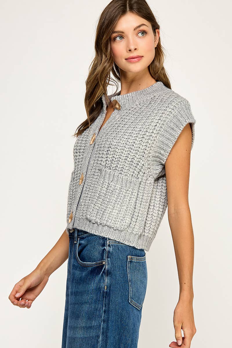 CHUNKY KNIT BUTTON-FRONT VEST TOP