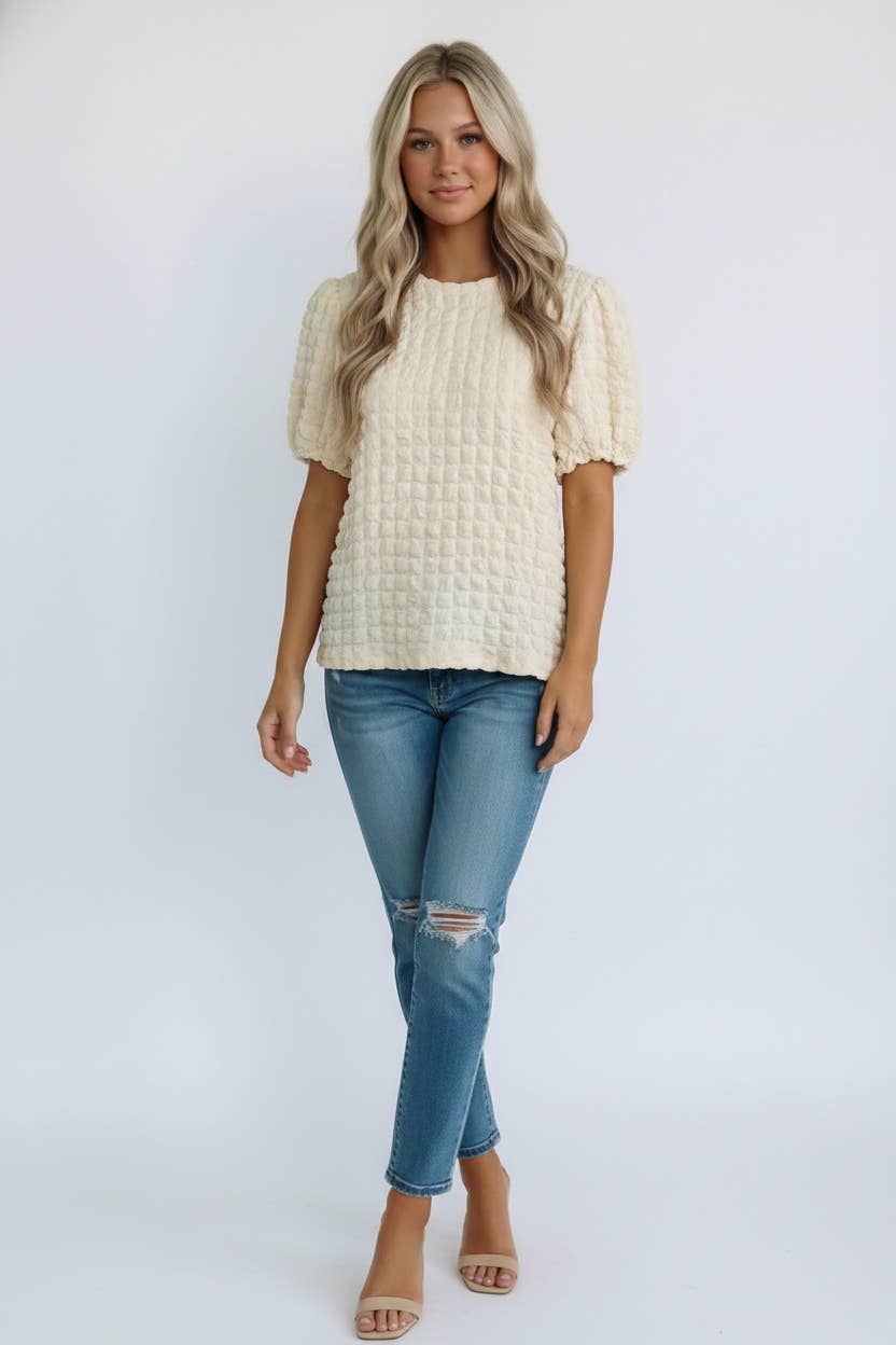 EMBOSSED PUFF SHORT SLEEVE BLOUSE