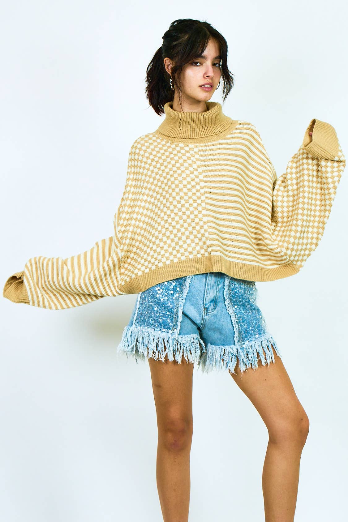 COLOR COMBO HIGH NECK KNIT SWEATER