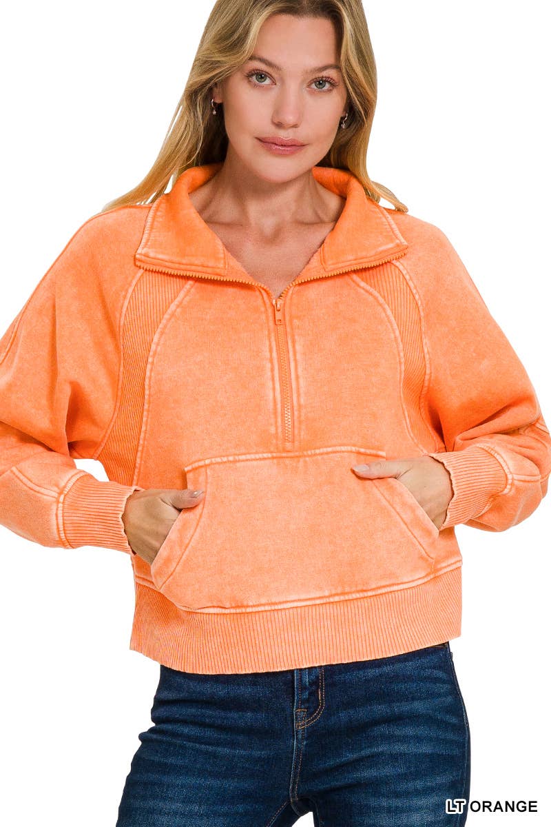 `.Half Zip Cropped Pullover