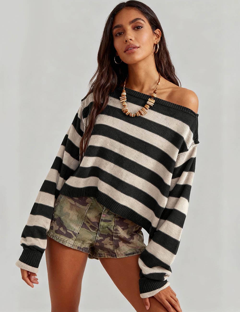 Ladies Striped Knit Round Neck Long Sleeves Knit Sweater