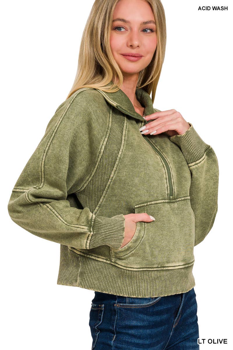 `.Half Zip Cropped Pullover
