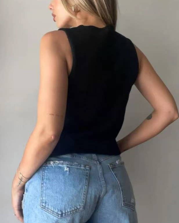 Stylish Sleeveless Lace-Up Knitted Vest