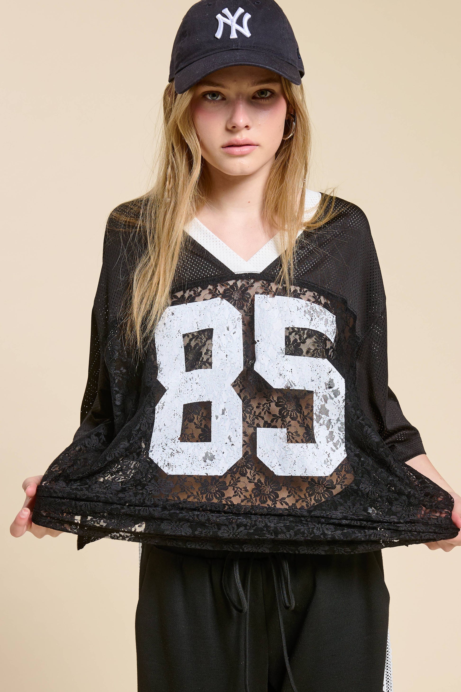 85 Graphic Jersey Top with Lace Contrast