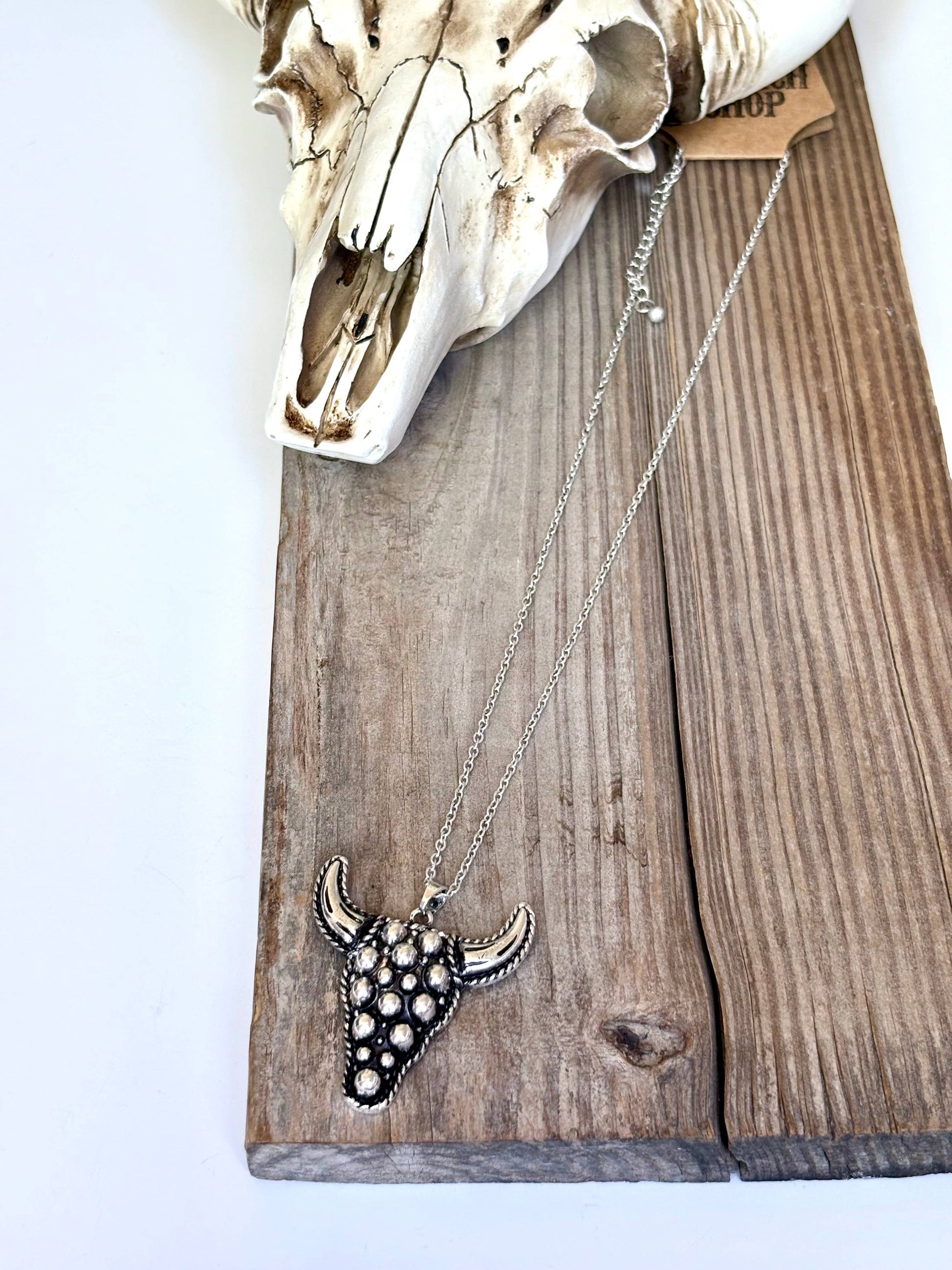 Western Style Raised Stud Pendant Necklace