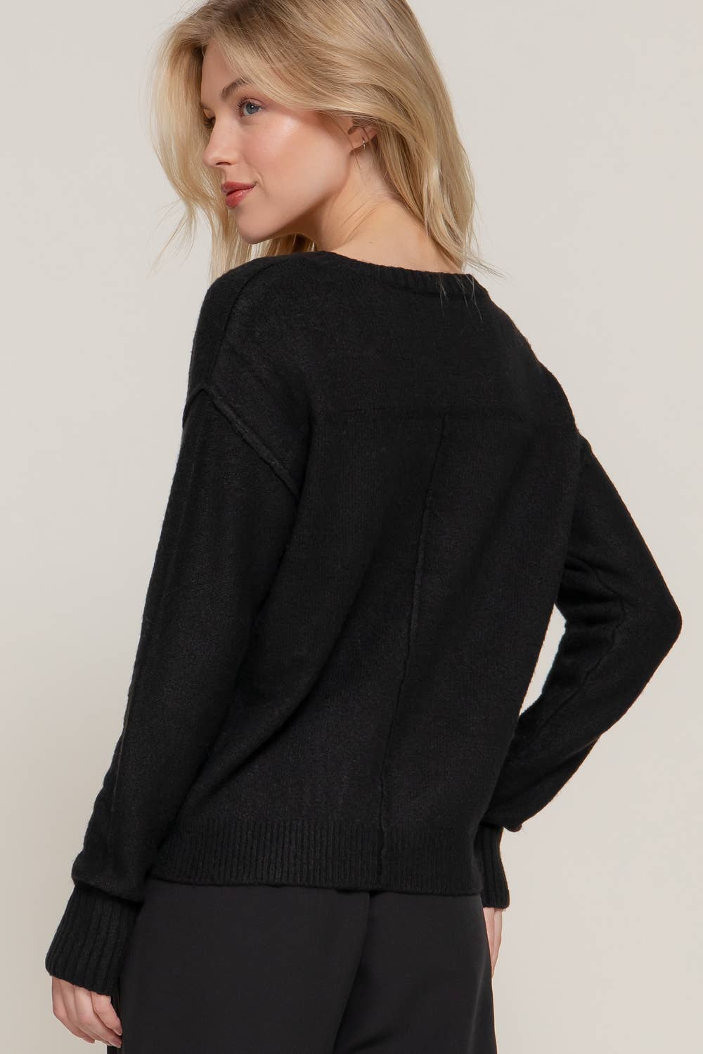 Long Sleeve V-Neck Raised Seam Detail Sweater