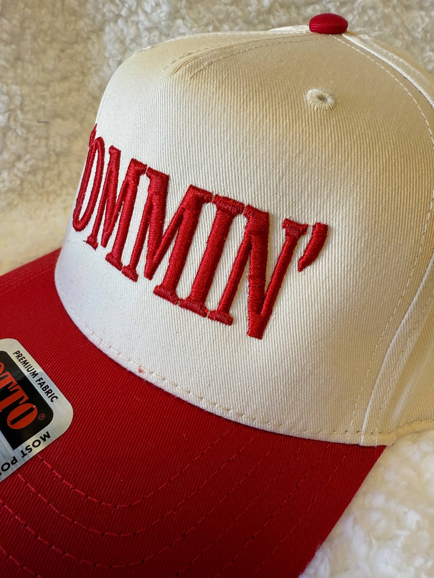 MOMMIN' trucker hat, girl hat, Mothers Day, Trending mama
