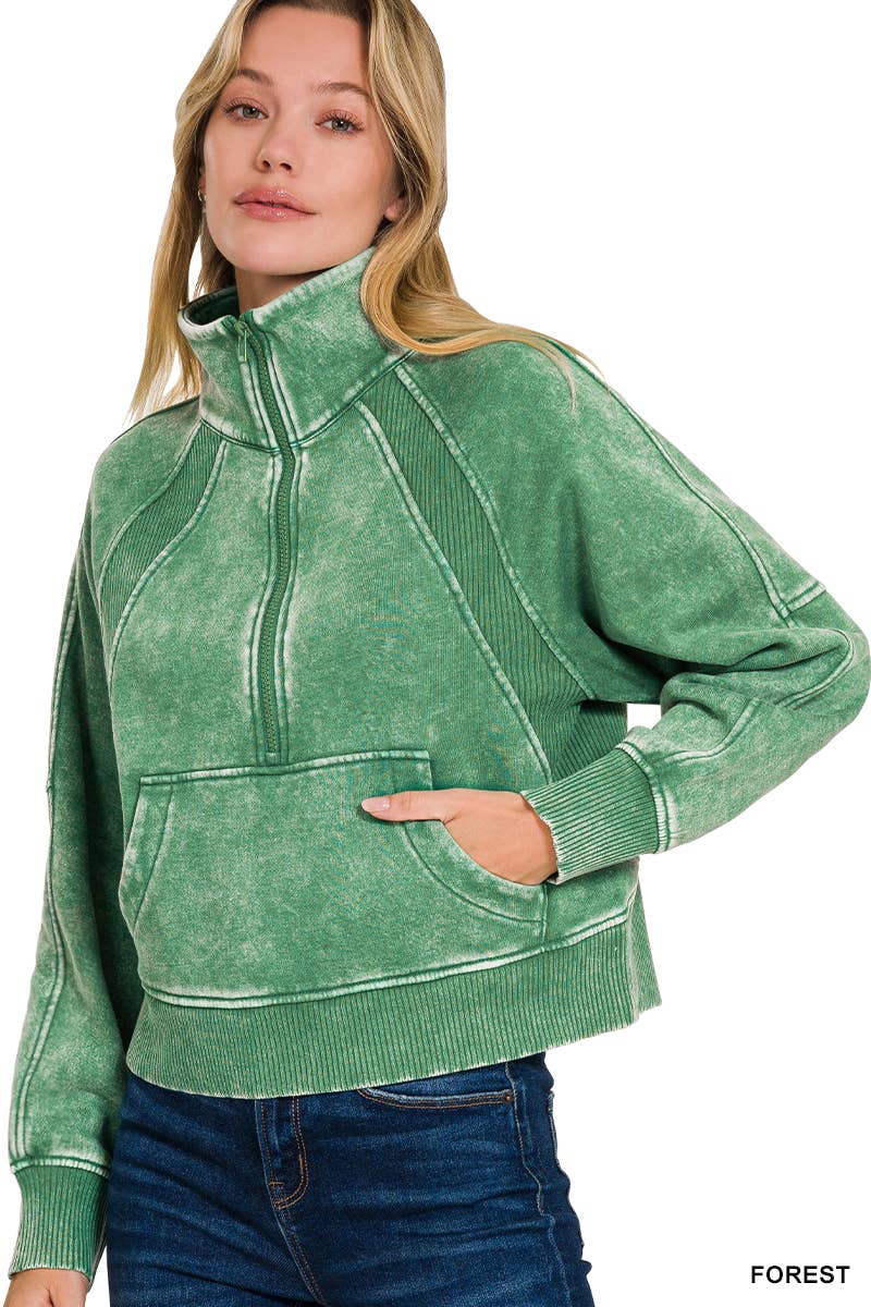 `.Half Zip Cropped Pullover