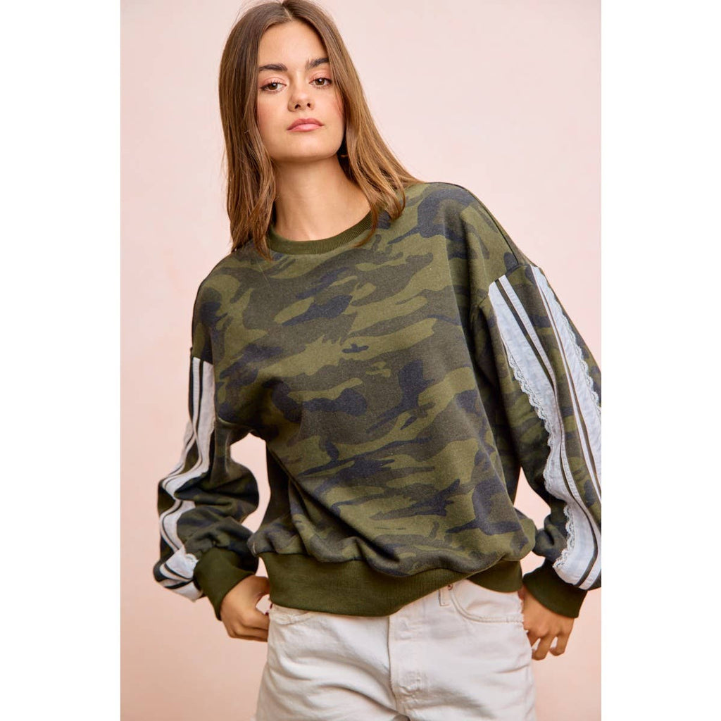 CAMOUFLAGE FRENCH TERRY LACE SWEATSHIRT TOP