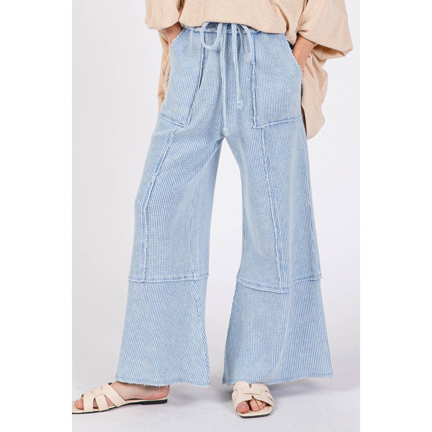 WAFFLE TEXTURED WIDE LEGS MINERAL WASHED PANTS