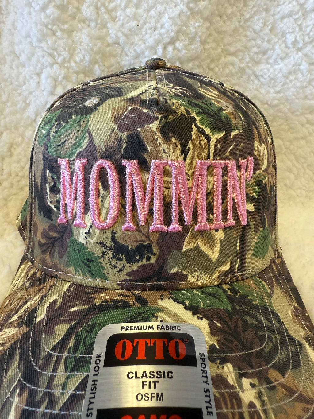 MOMMIN' trucker hat, girl hat, Mothers Day, Trending mama