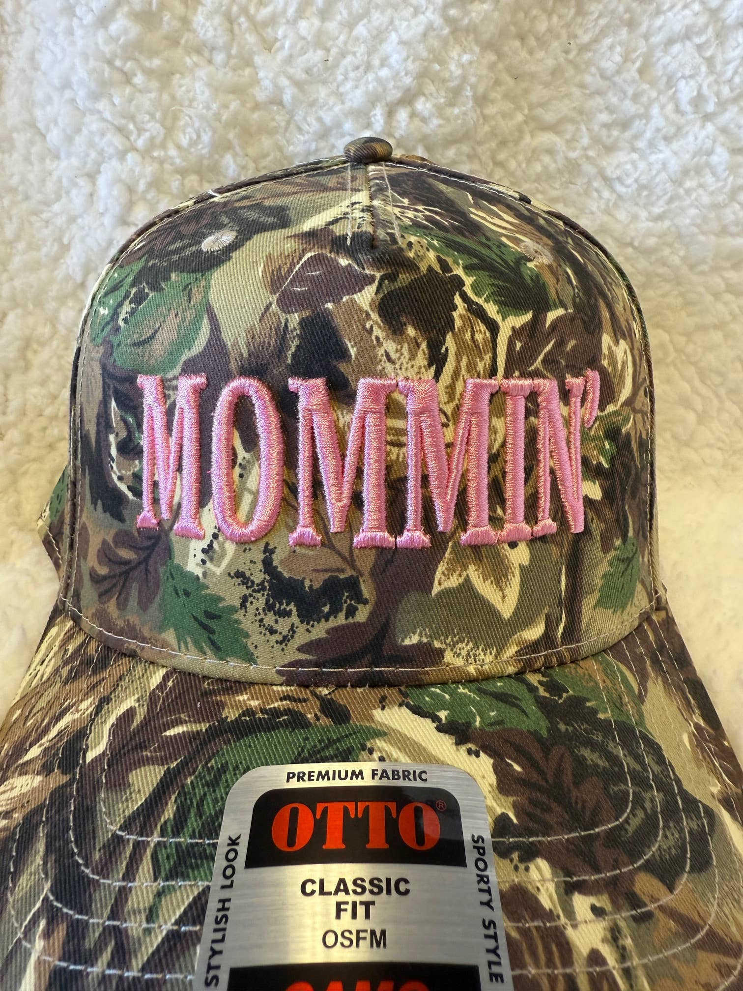 MOMMIN' trucker hat, girl hat, Mothers Day, Trending mama