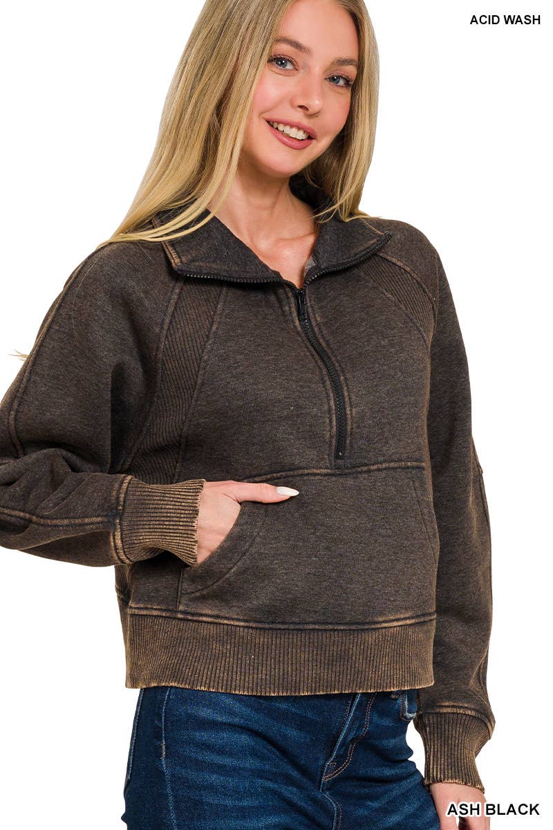 `.Half Zip Cropped Pullover
