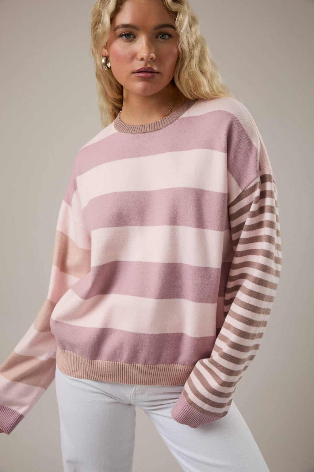 ROUND NECK LONG SLEEVE STRIPE SWEATER TOP