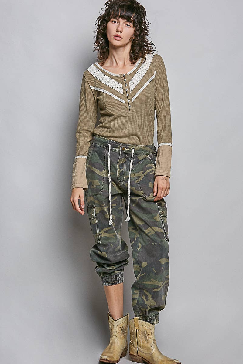 Pocket detailed Camo Jogger Pant
