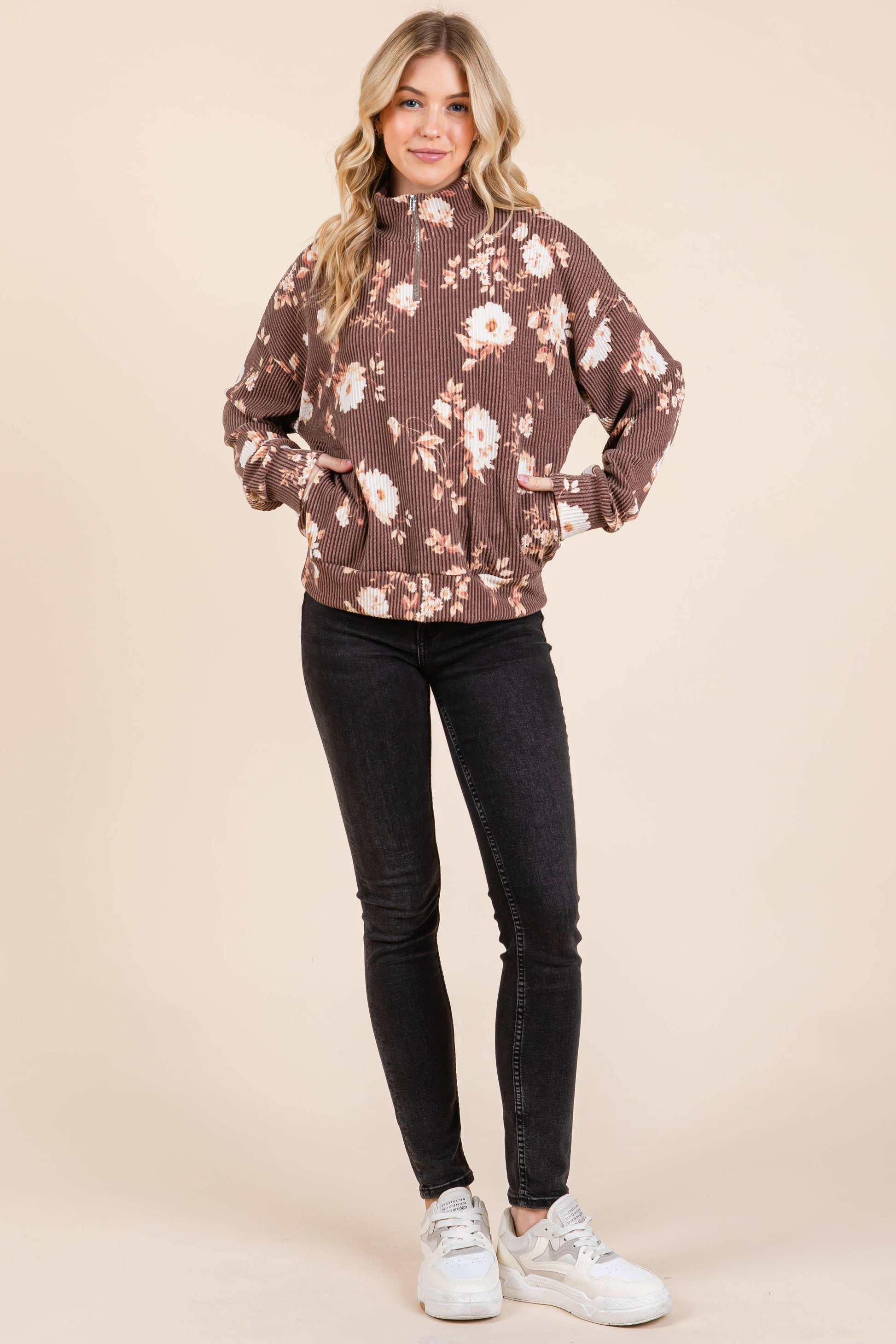 FLORAL 1/4 ZIP TOP
