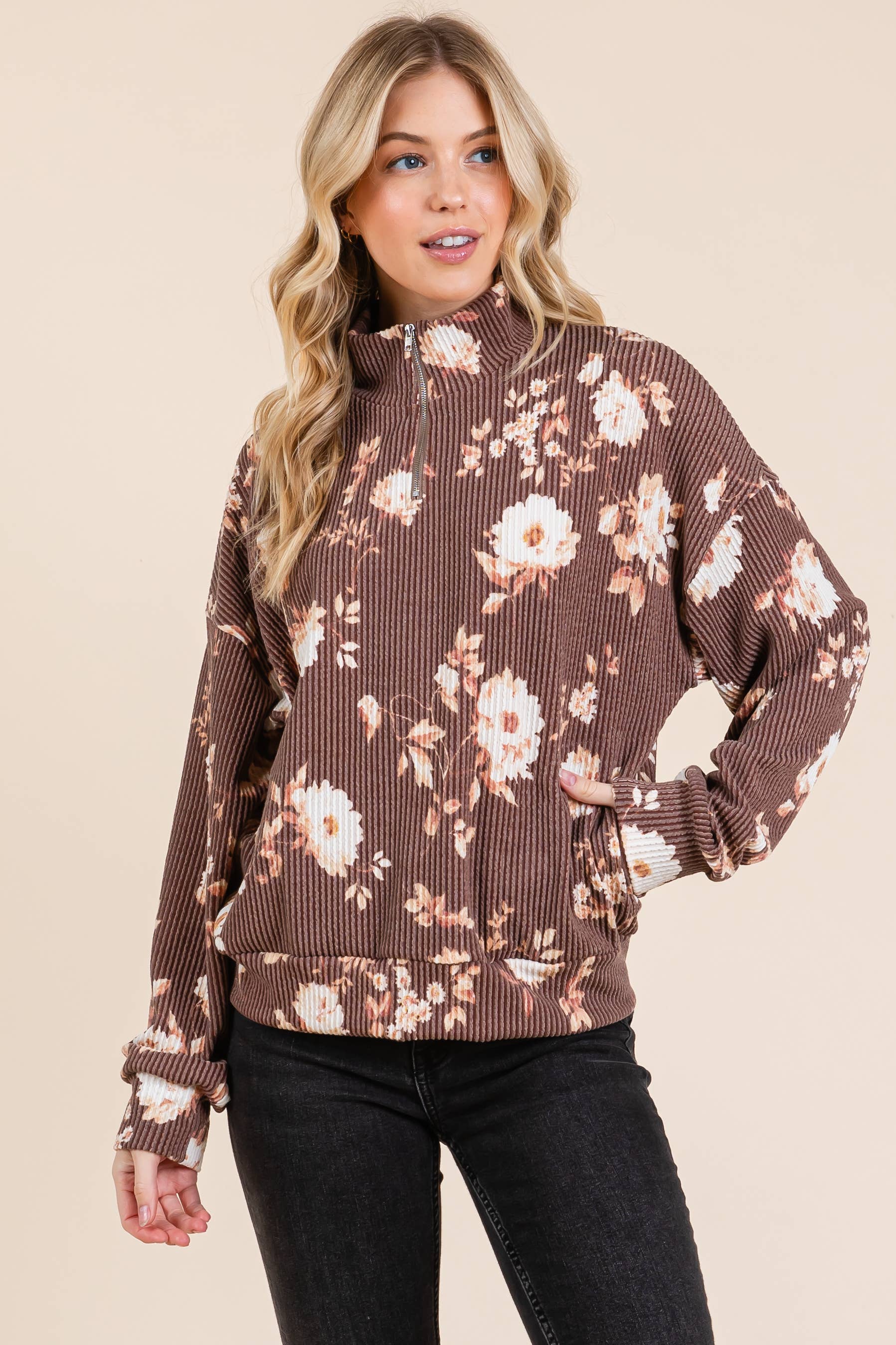 FLORAL 1/4 ZIP TOP