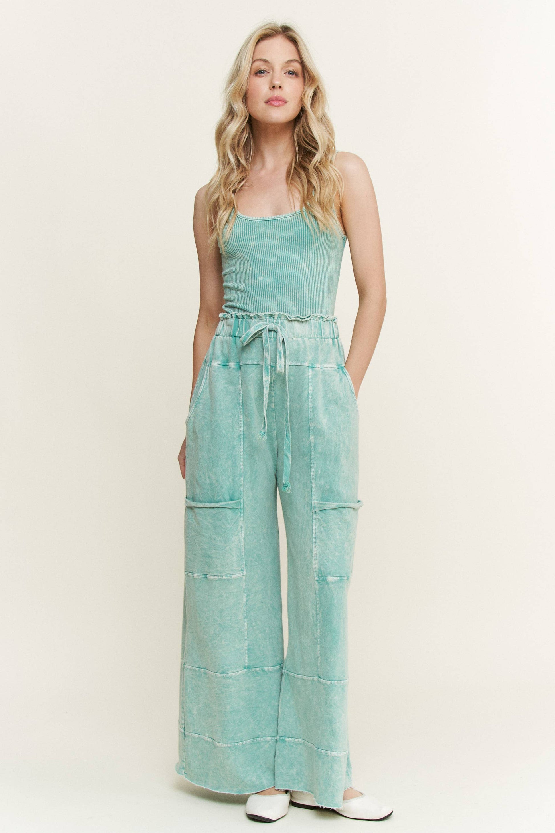 Mineral Washed Everyday Basic Tanktop HT6504