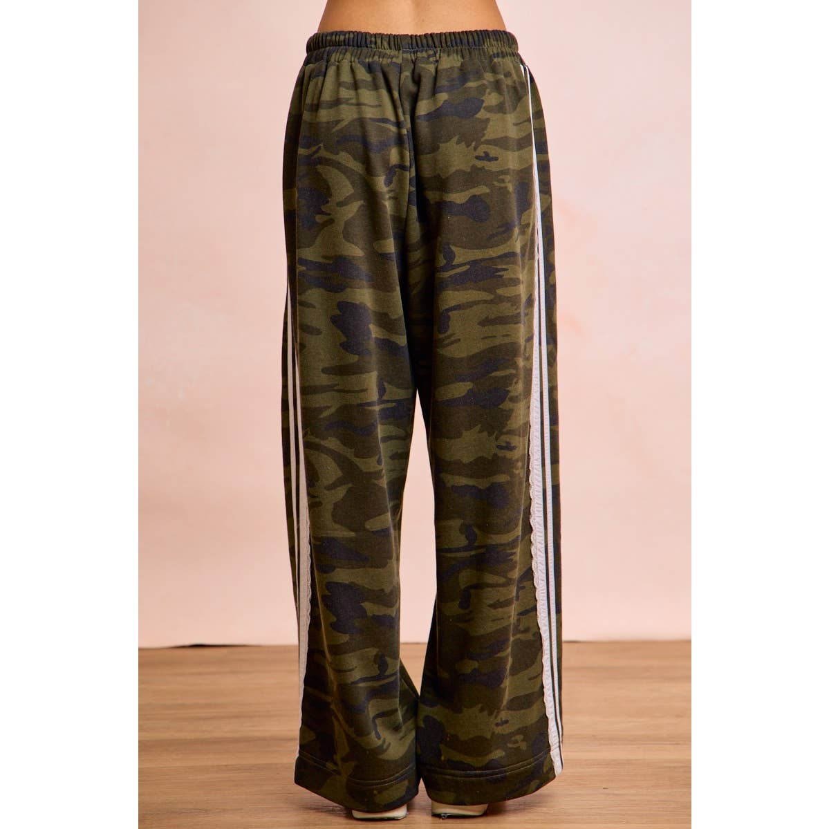 CAMOUFLAGE FRENCH TERRY LACE CONTRAST SWEATPANTS