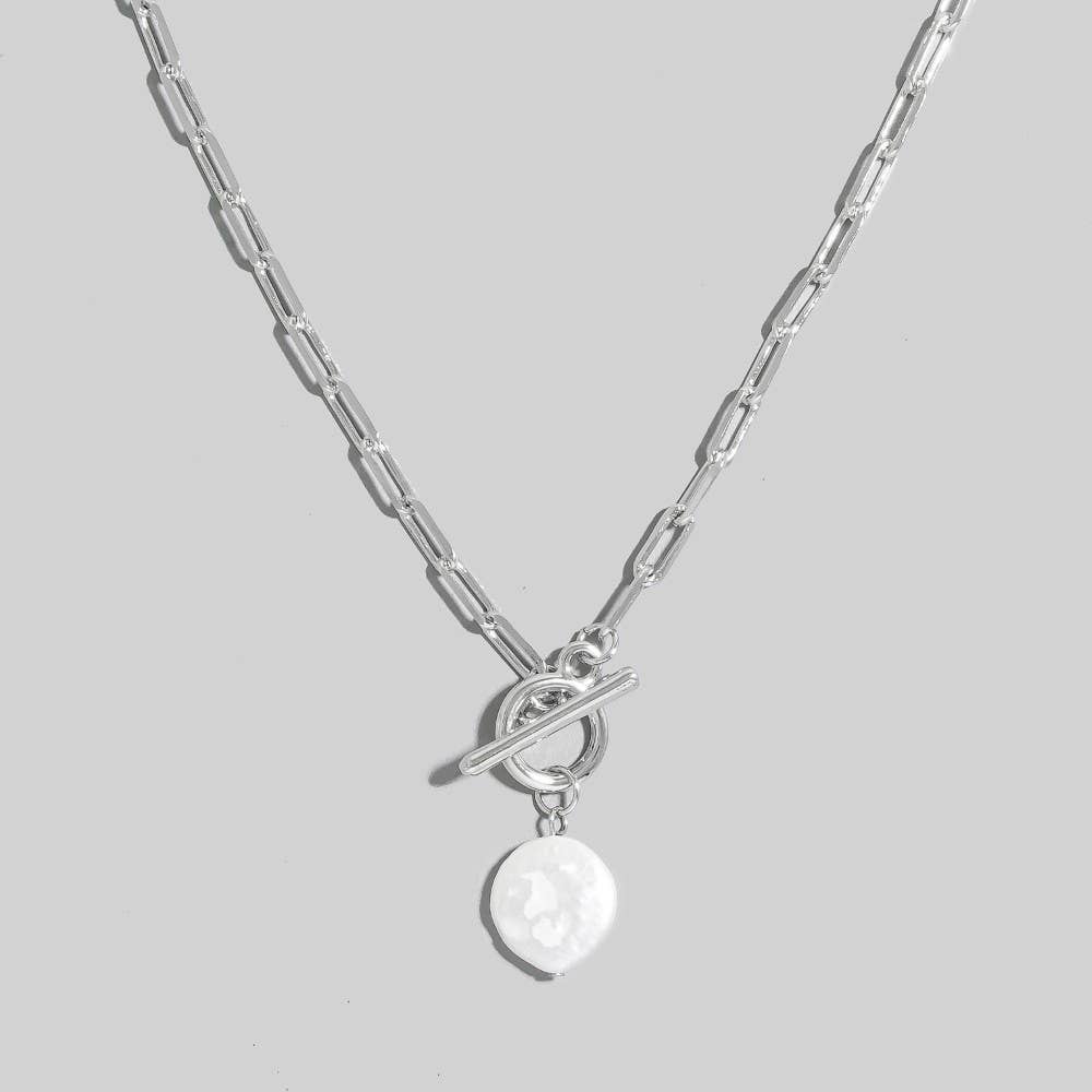 AToggle Chain Link Disc Pearl Charm Necklace