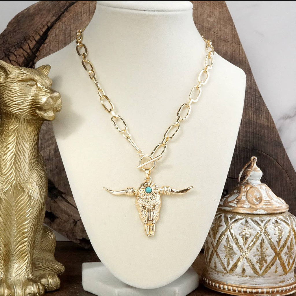 Western Spirit – Hammered Paperclip Chain Necklace with Steer Head Pendant
