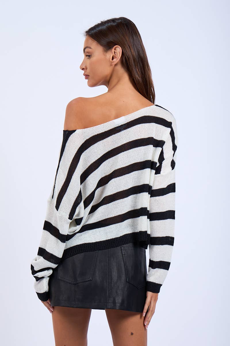 BLACK-IVORY STRIPE LONG SLEEVE