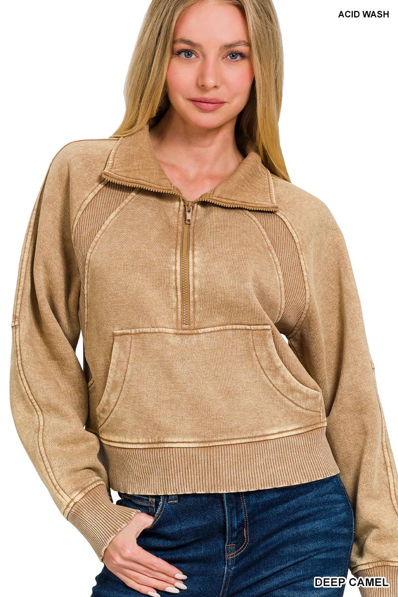 `.Half Zip Cropped Pullover