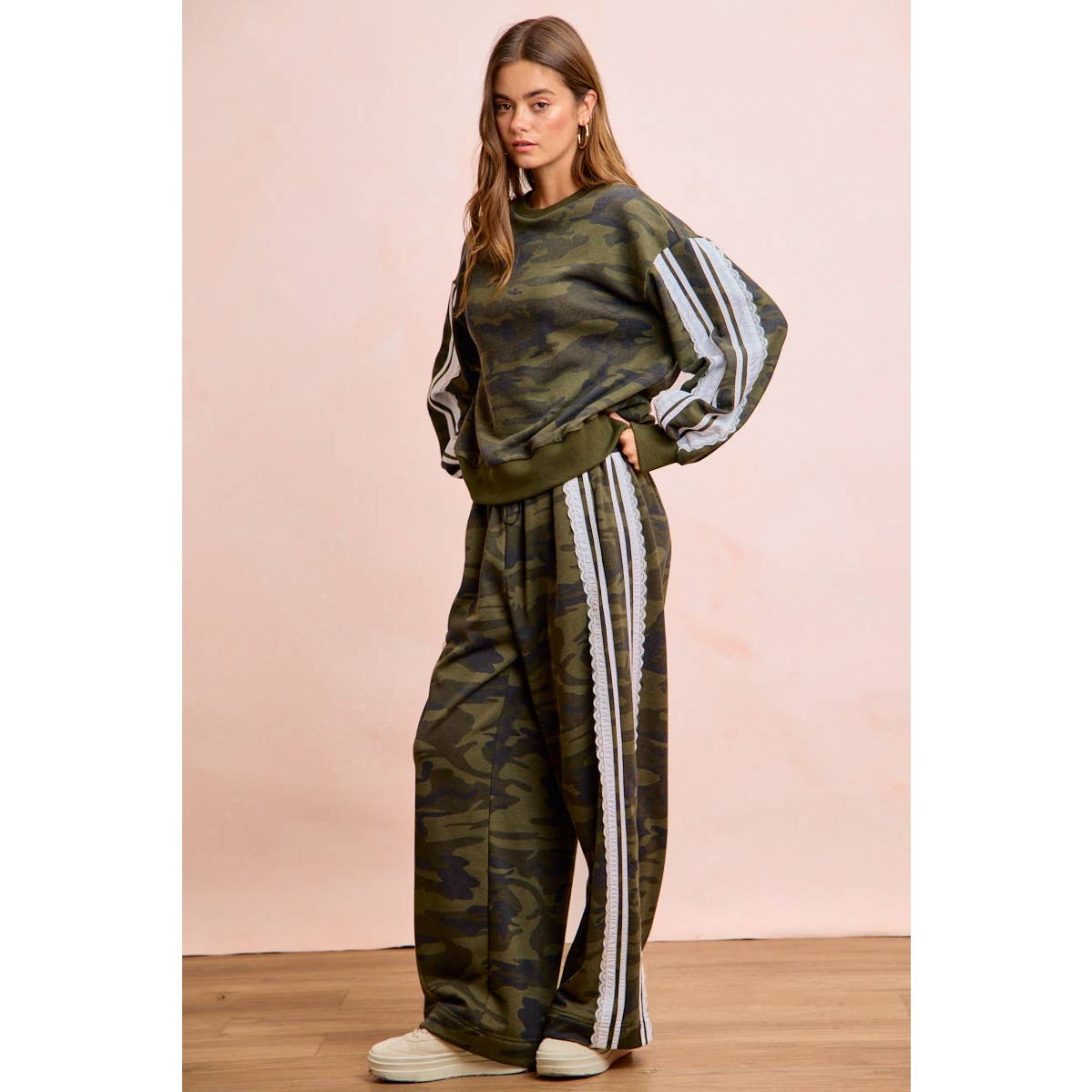 CAMOUFLAGE FRENCH TERRY LACE SWEATSHIRT TOP