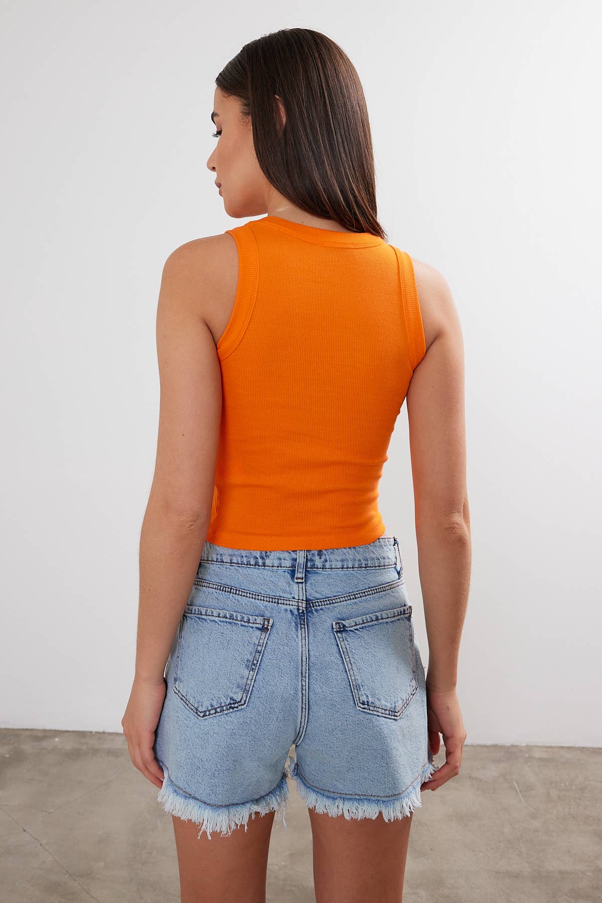 Crew Neck Tank Top Cropped